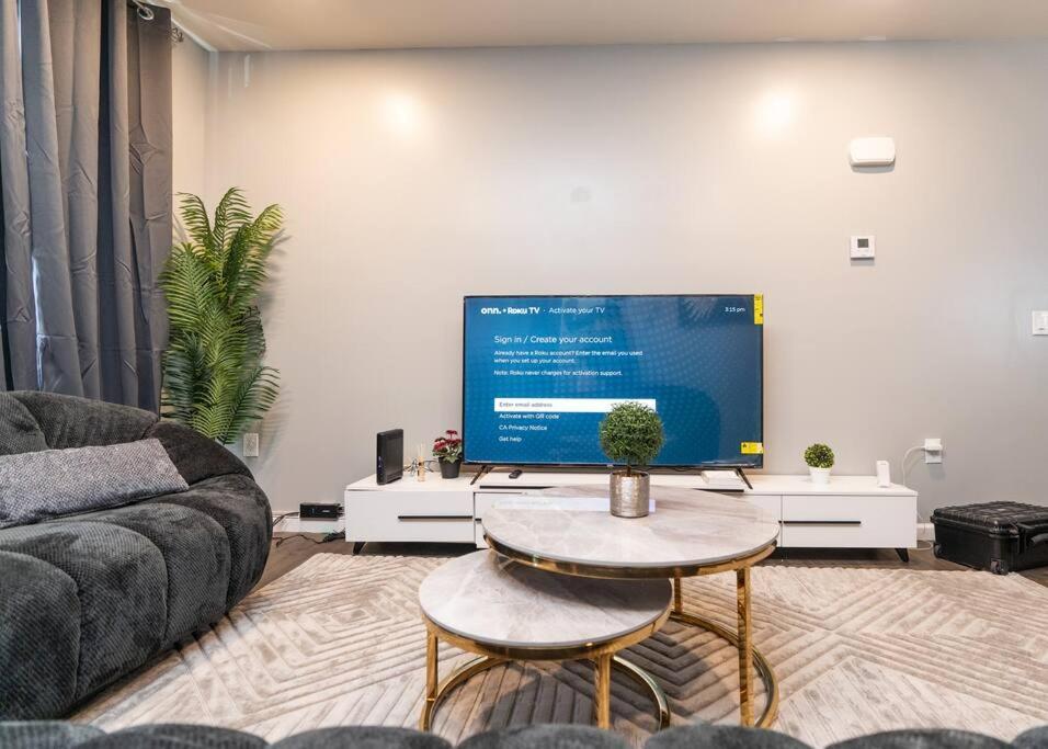 Elegant Apt By Ewr & Pennstation Нюарк Екстериор снимка