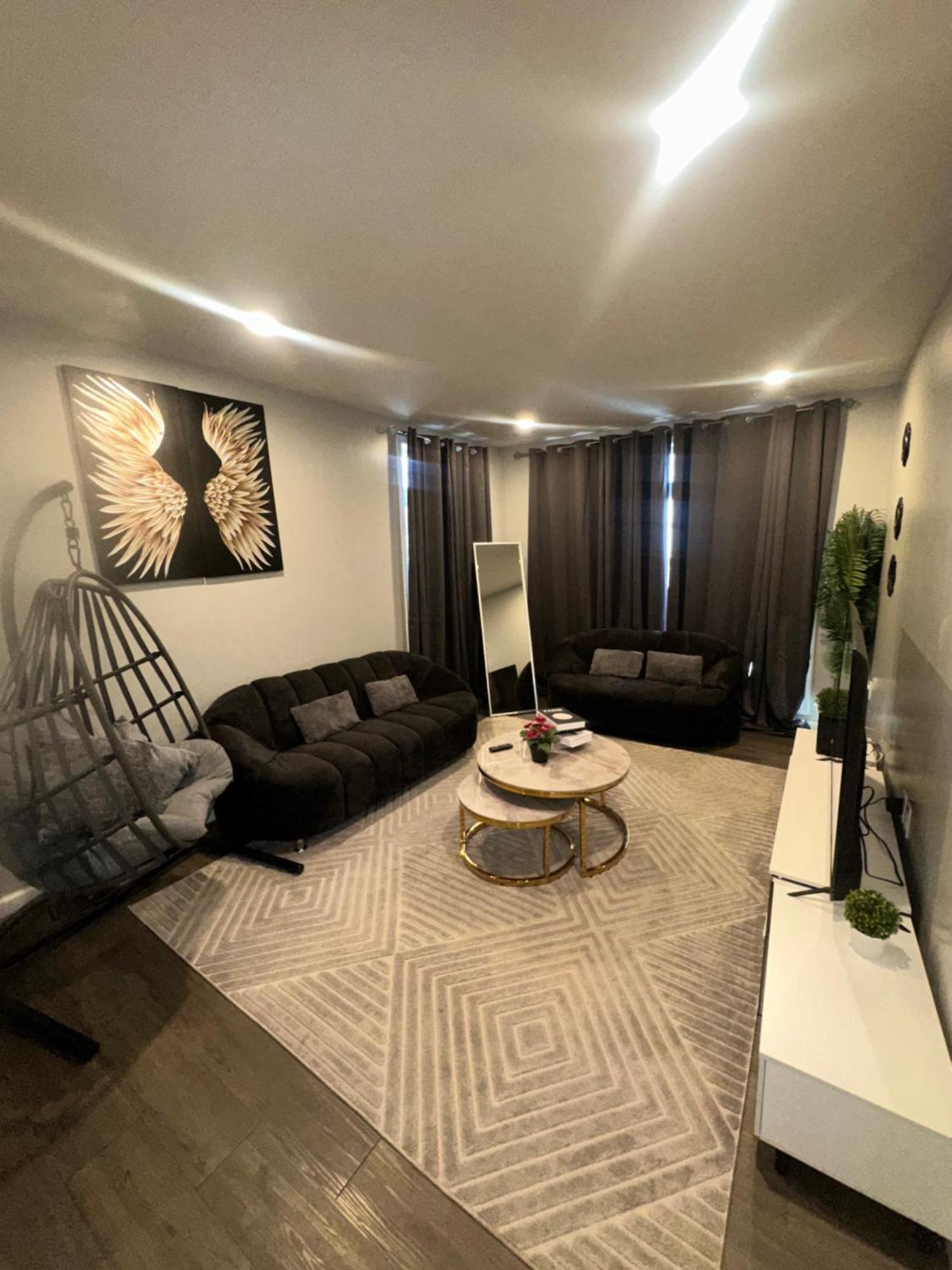 Elegant Apt By Ewr & Pennstation Нюарк Екстериор снимка