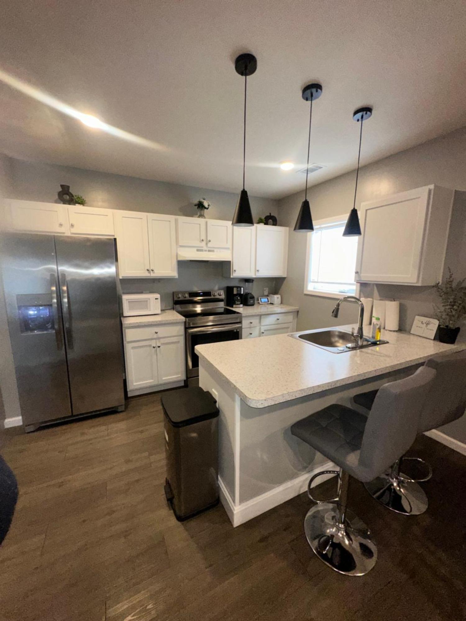 Elegant Apt By Ewr & Pennstation Нюарк Екстериор снимка